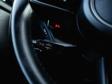 PORSCHE 992 Carrera 4 Coupé   Sunroof   Erst Hand
