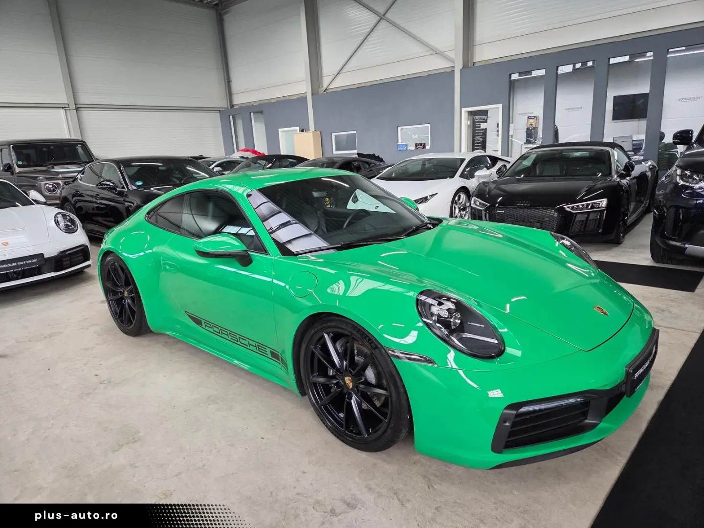 PORSCHE 911 992 Carrera  Sport-Chrono Rückfahr  867€