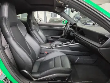 PORSCHE 911 992 Carrera  Sport-Chrono Rückfahr  867€