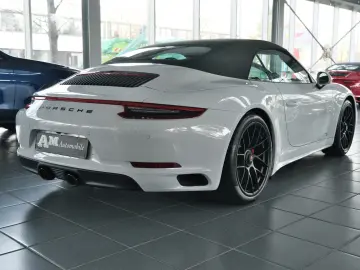 PORSCHE 991.2 Carrera 4 GTS Cabrio Hinterachslenkung LED