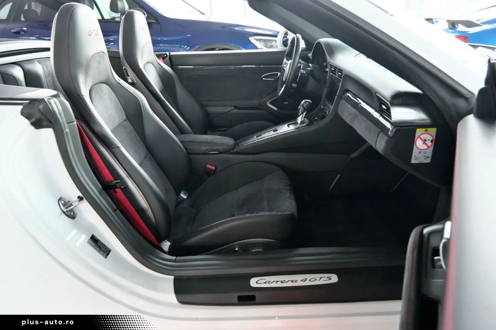 PORSCHE 991.2 Carrera 4 GTS Cabrio Hinterachslenkung LED