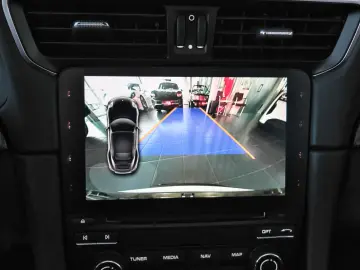 PORSCHE 991.2 Carrera 4 GTS Cabrio Hinterachslenkung LED