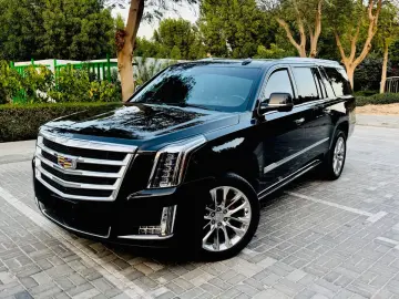 CADILLAC ESV CLEAN CARFAX HEAD UP DVD 7 SITZER GARANTIE