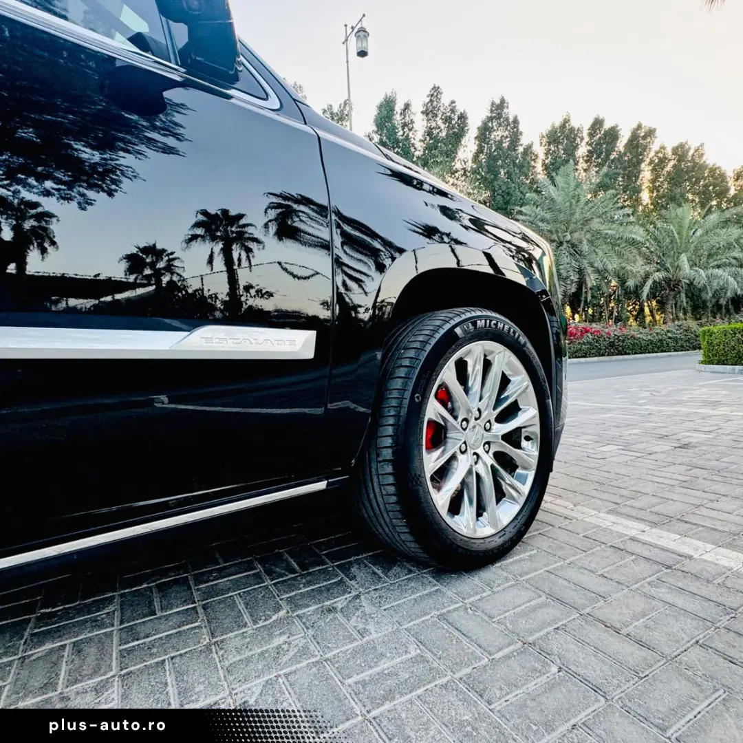 CADILLAC ESV CLEAN CARFAX HEAD UP DVD 7 SITZER GARANTIE