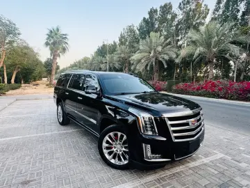 CADILLAC ESV CLEAN CARFAX HEAD UP DVD 7 SITZER GARANTIE