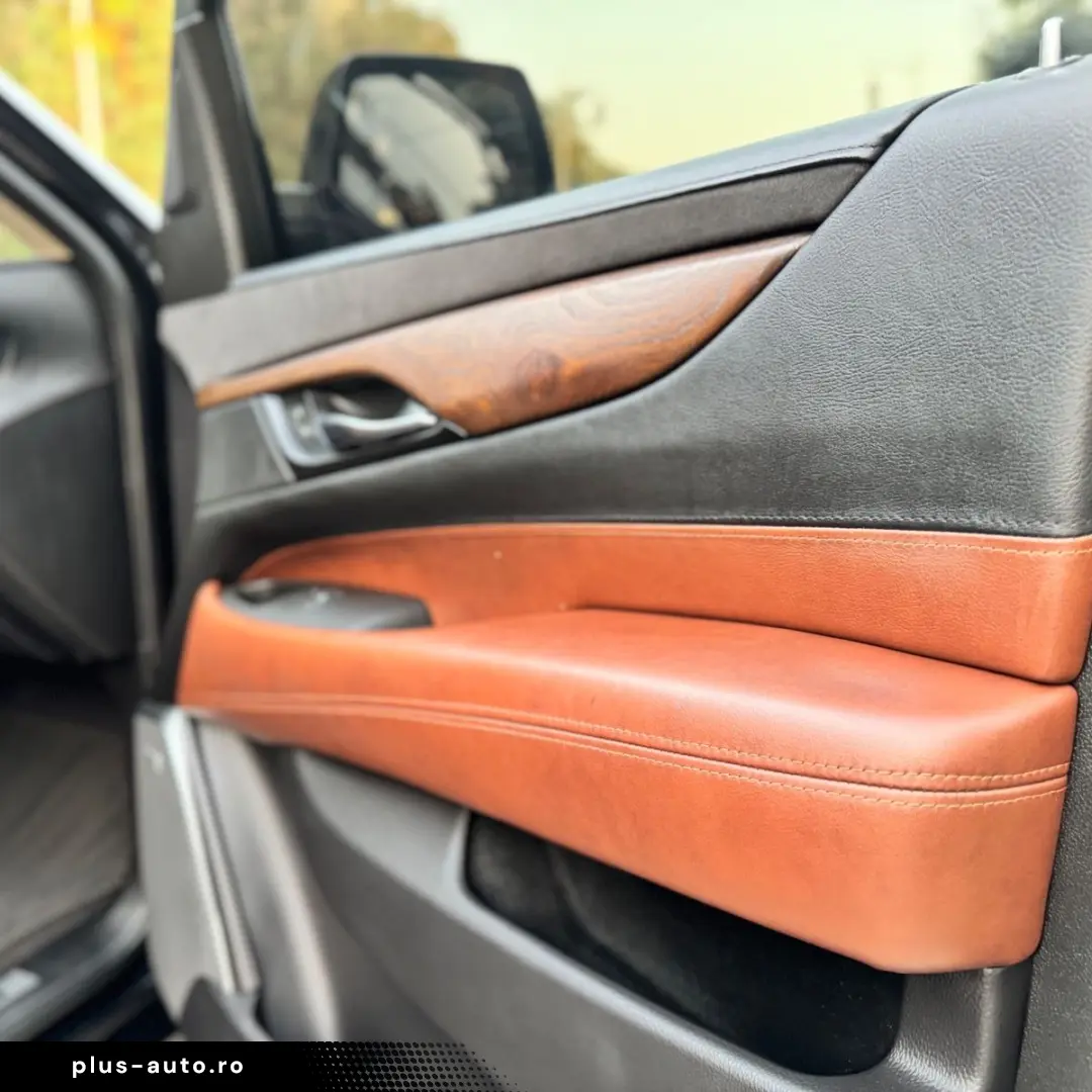 CADILLAC ESV CLEAN CARFAX HEAD UP DVD 7 SITZER GARANTIE