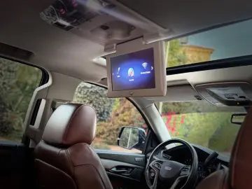 CADILLAC ESV CLEAN CARFAX HEAD UP DVD 7 SITZER GARANTIE