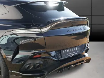 ASTON MARTIN DBX 707