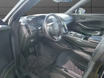 ASTON MARTIN DBX 707