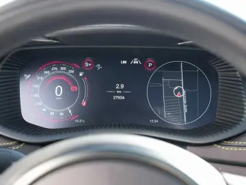 ASTON MARTIN DBX 707