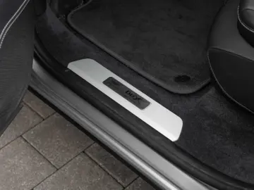 ASTON MARTIN DBX 707 V8 4x4