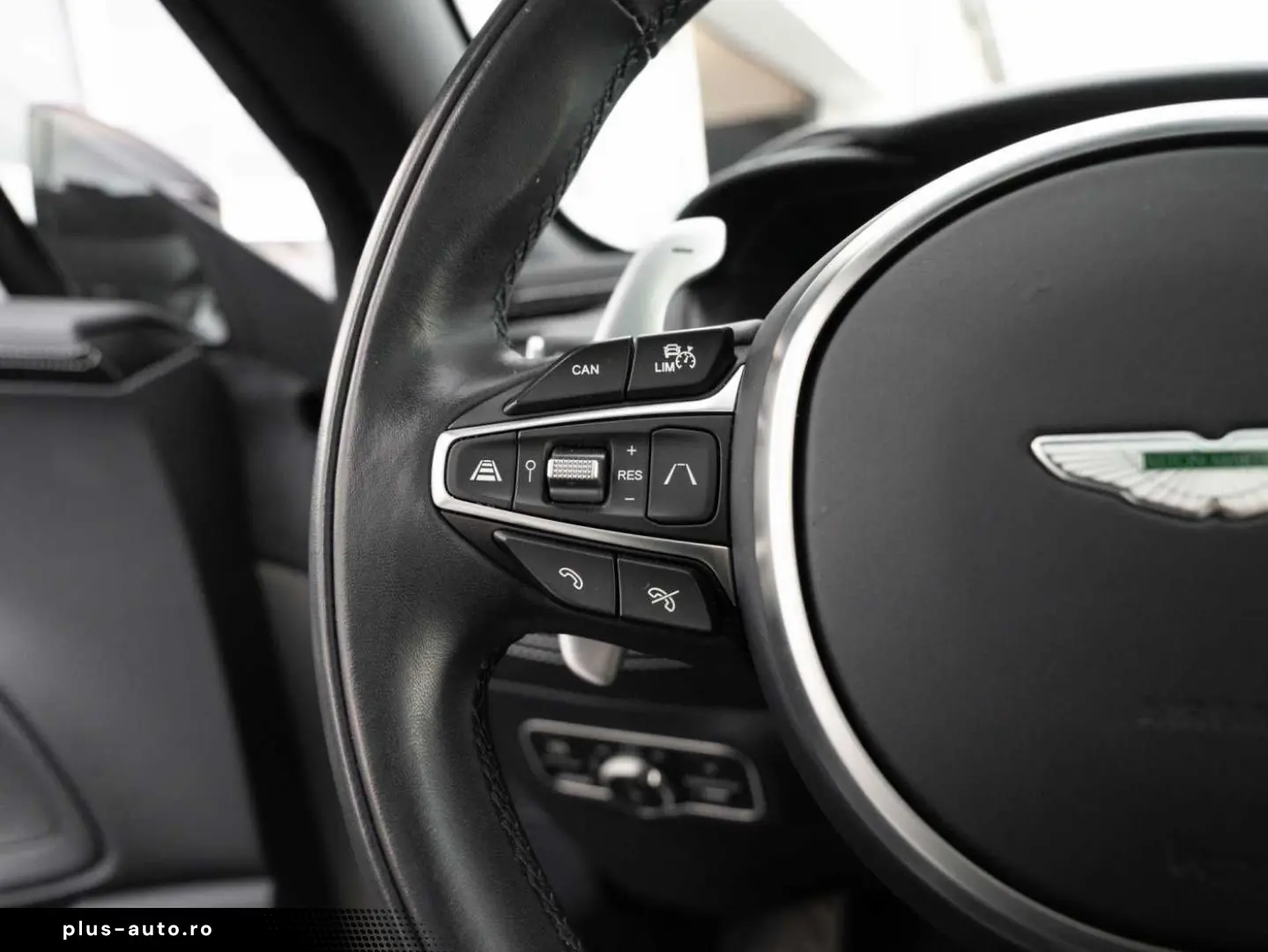 ASTON MARTIN DBX 707 V8 4x4