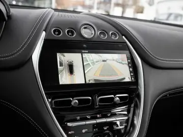 ASTON MARTIN DBX 707 V8 4x4