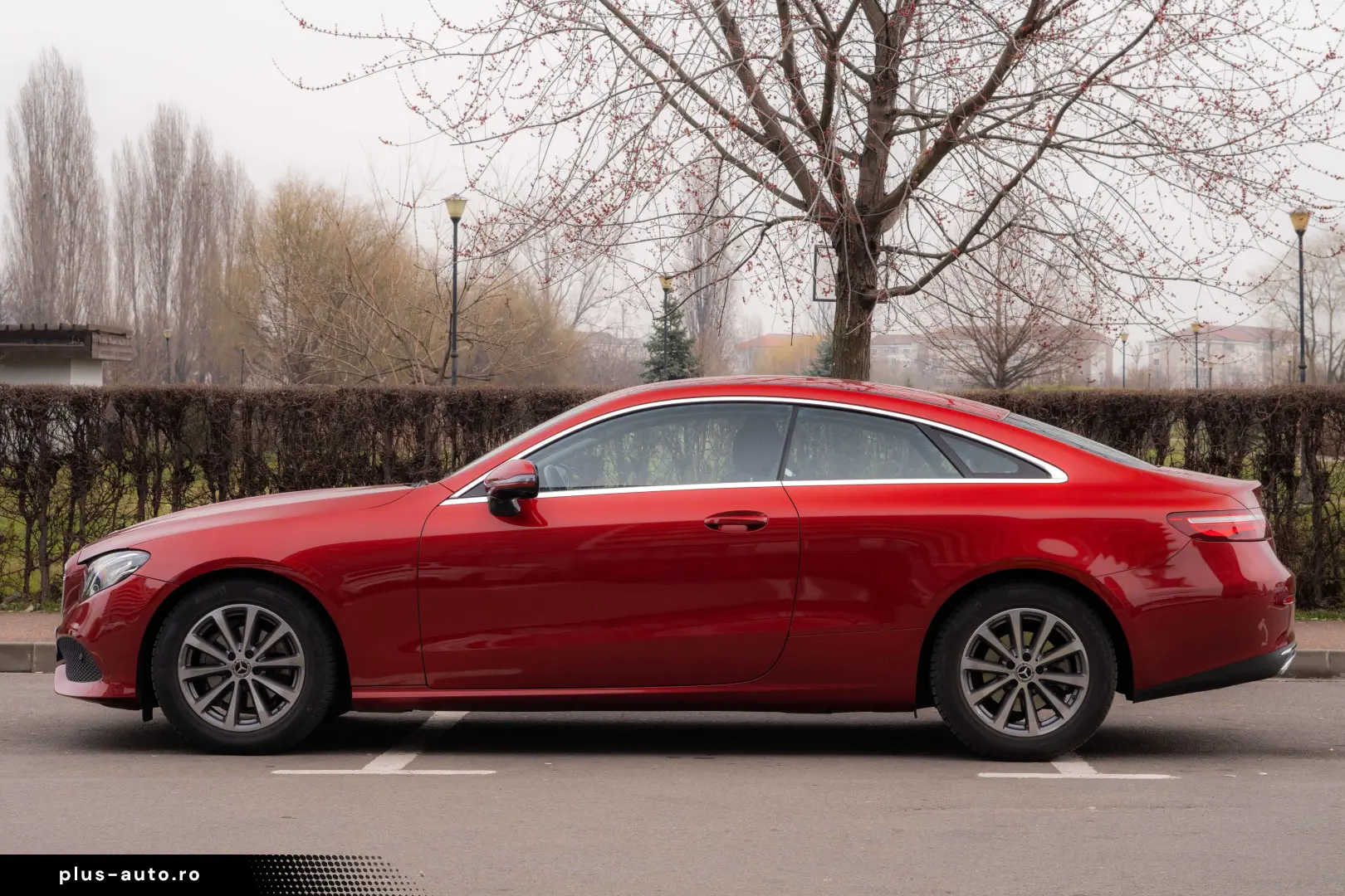 Mercedes-Benz E 200 Coupe