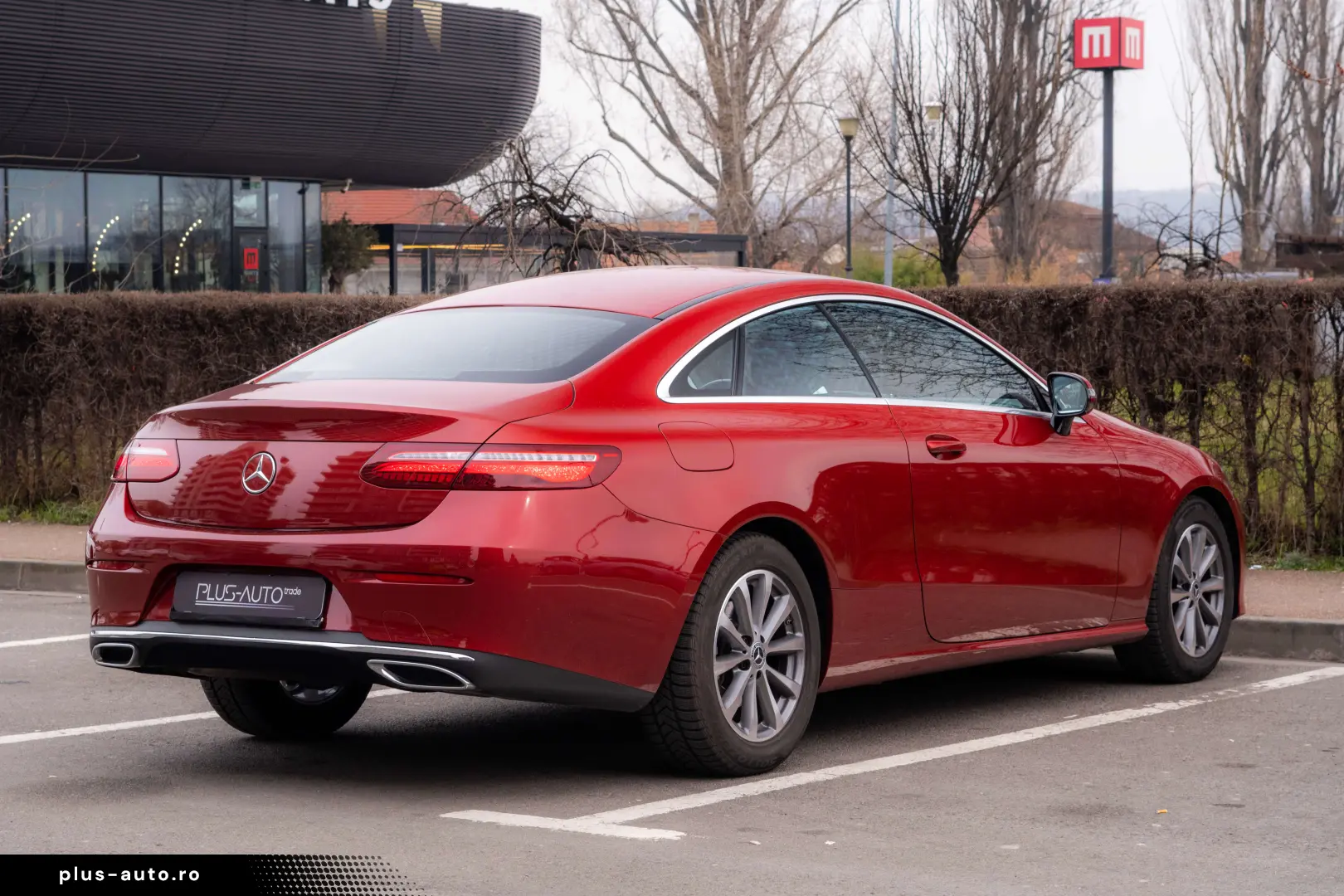 Mercedes-Benz E 200 Coupe