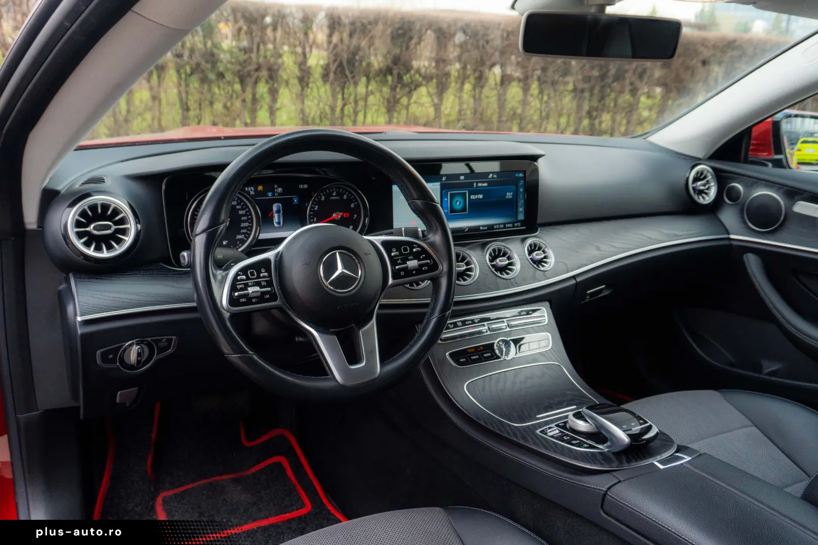 Mercedes-Benz E 200 Coupe