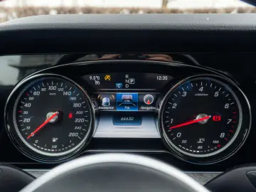 Mercedes-Benz E 200 Coupe