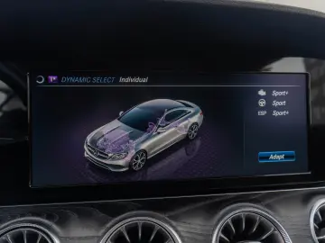 Mercedes-Benz E 200 Coupe