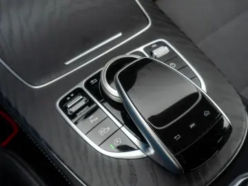 Mercedes-Benz E 200 Coupe