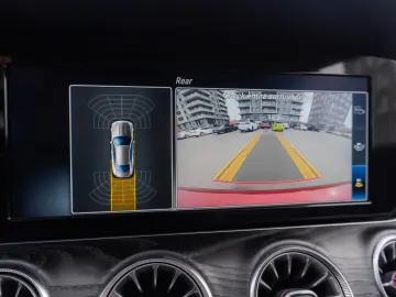 Mercedes-Benz E 200 Coupe