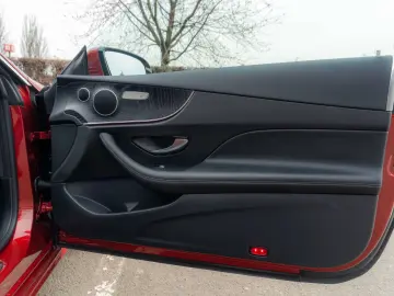 Mercedes-Benz E 200 Coupe