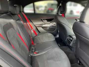 MERCEDES-BENZ E 53 AMG Hybrid 4M
