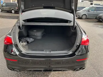 MERCEDES-BENZ E 53 AMG Hybrid 4M