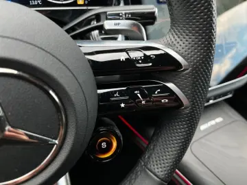 MERCEDES-BENZ E 53 AMG Hybrid 4M