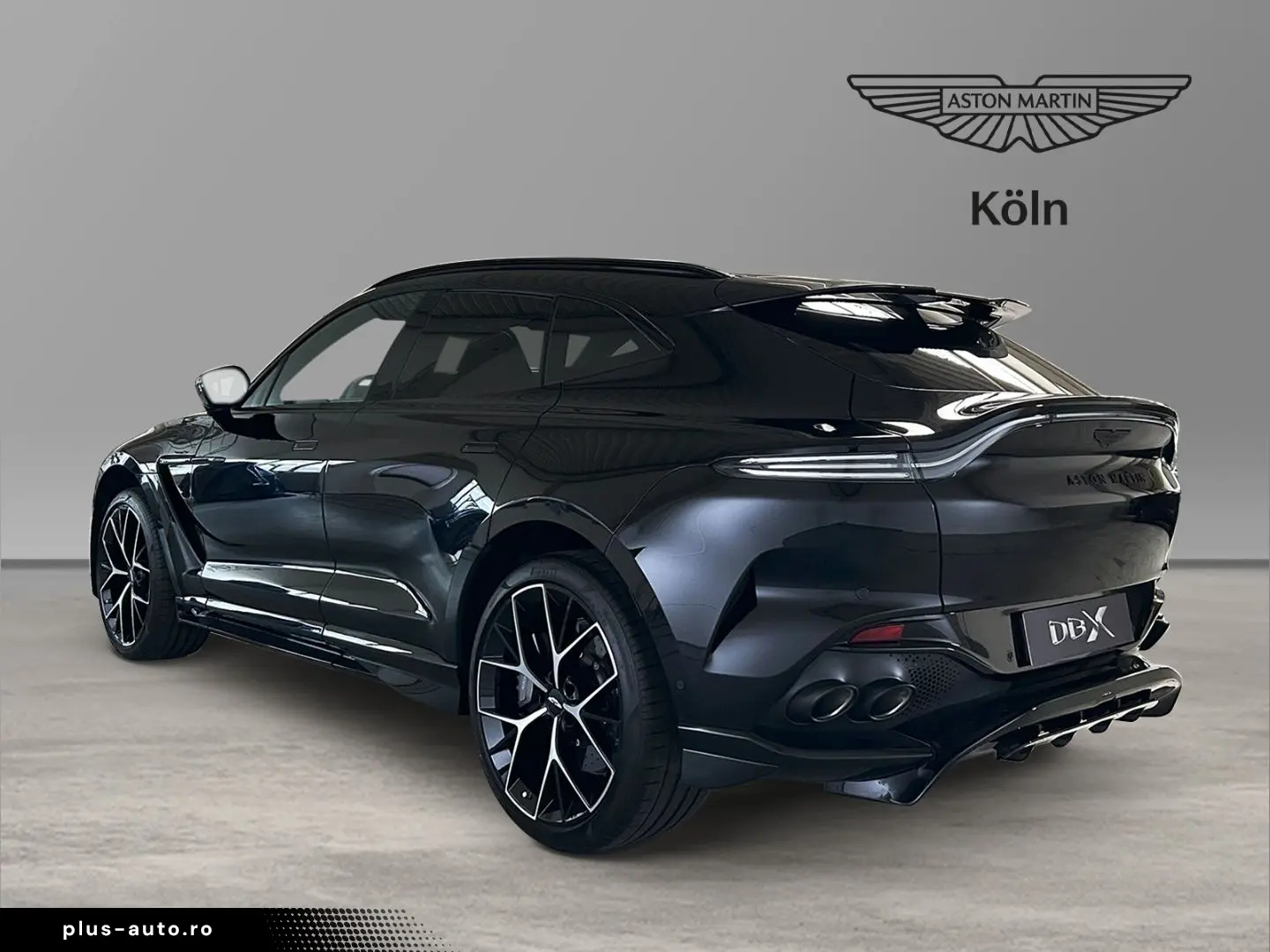 ASTON MARTIN DBX 707 Onyx Black Dark Knight Bowers & Wilkins