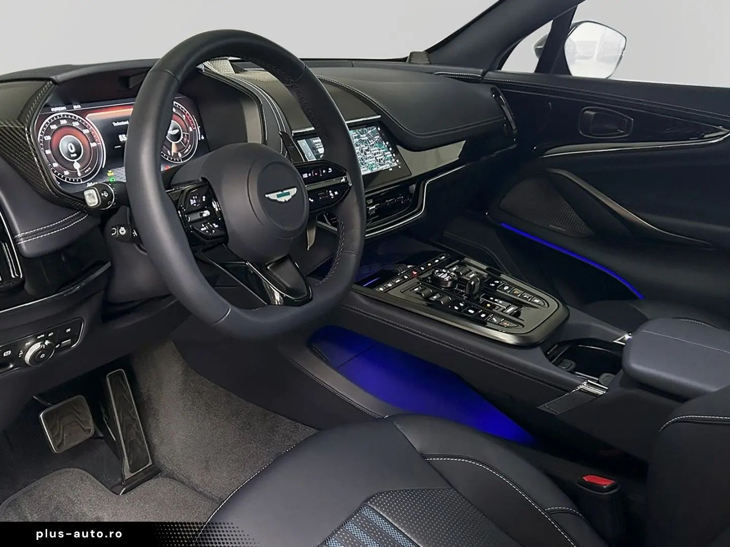 ASTON MARTIN DBX 707 Onyx Black Dark Knight Bowers & Wilkins