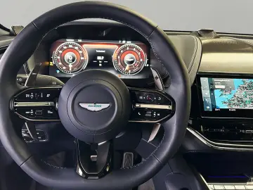 ASTON MARTIN DBX 707 Onyx Black Dark Knight Bowers & Wilkins