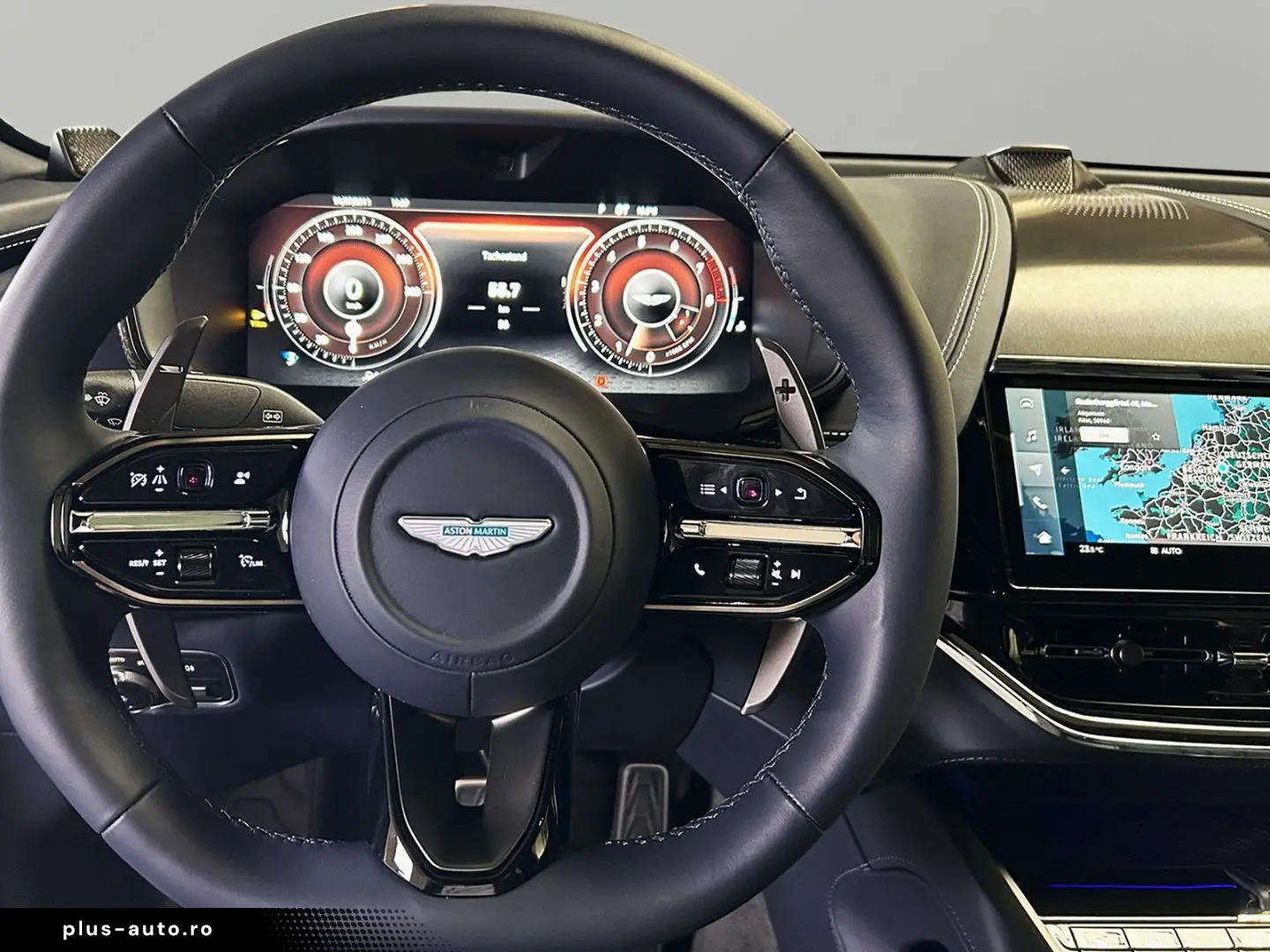 ASTON MARTIN DBX 707 Onyx Black Dark Knight Bowers & Wilkins