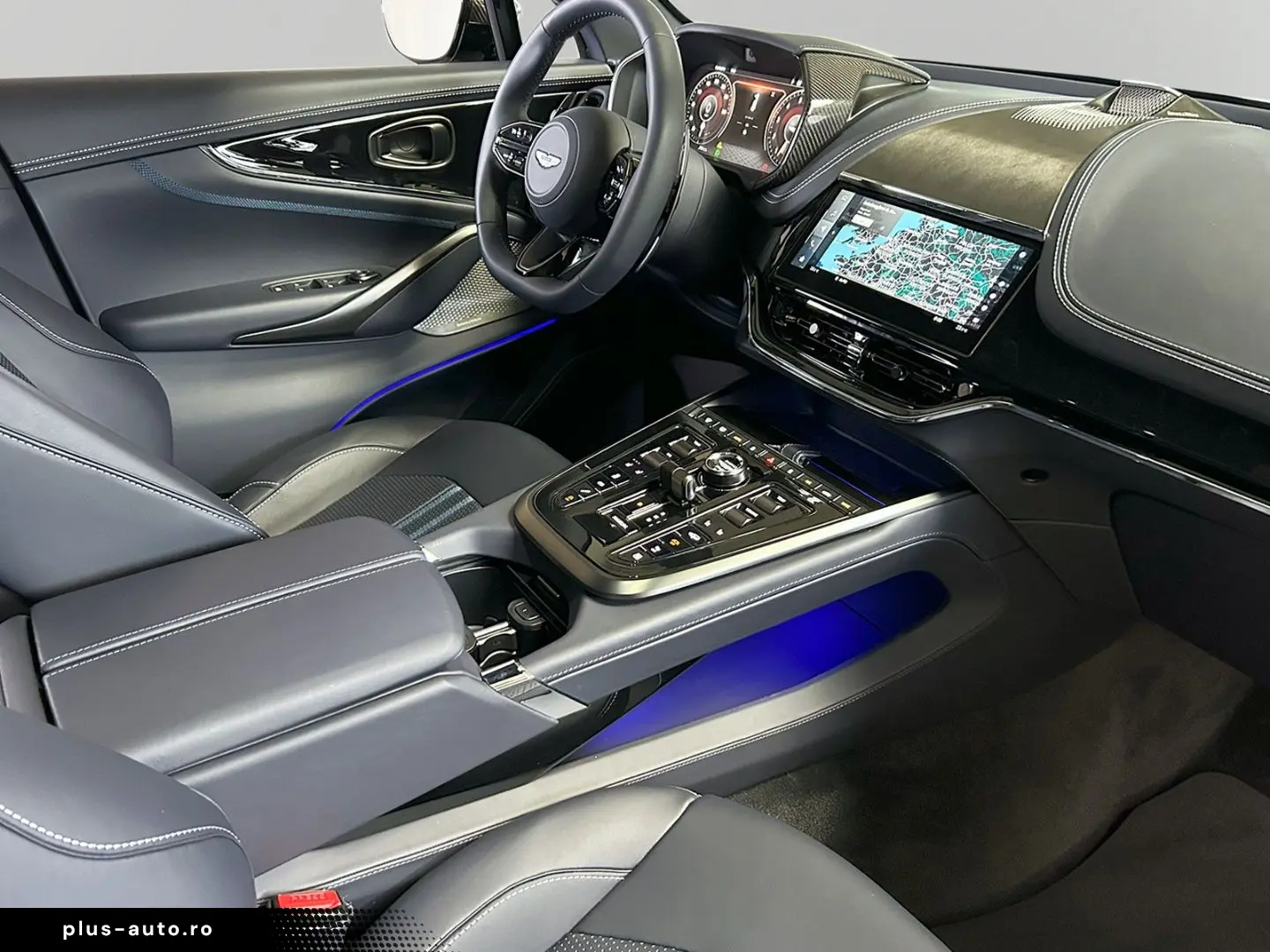 ASTON MARTIN DBX 707 Onyx Black Dark Knight Bowers & Wilkins