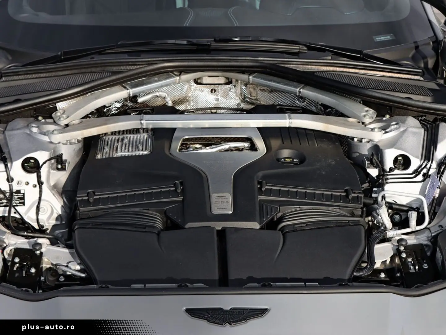 ASTON MARTIN DBX 707 UPE 274.360 -€ China Grey   Onyx Black