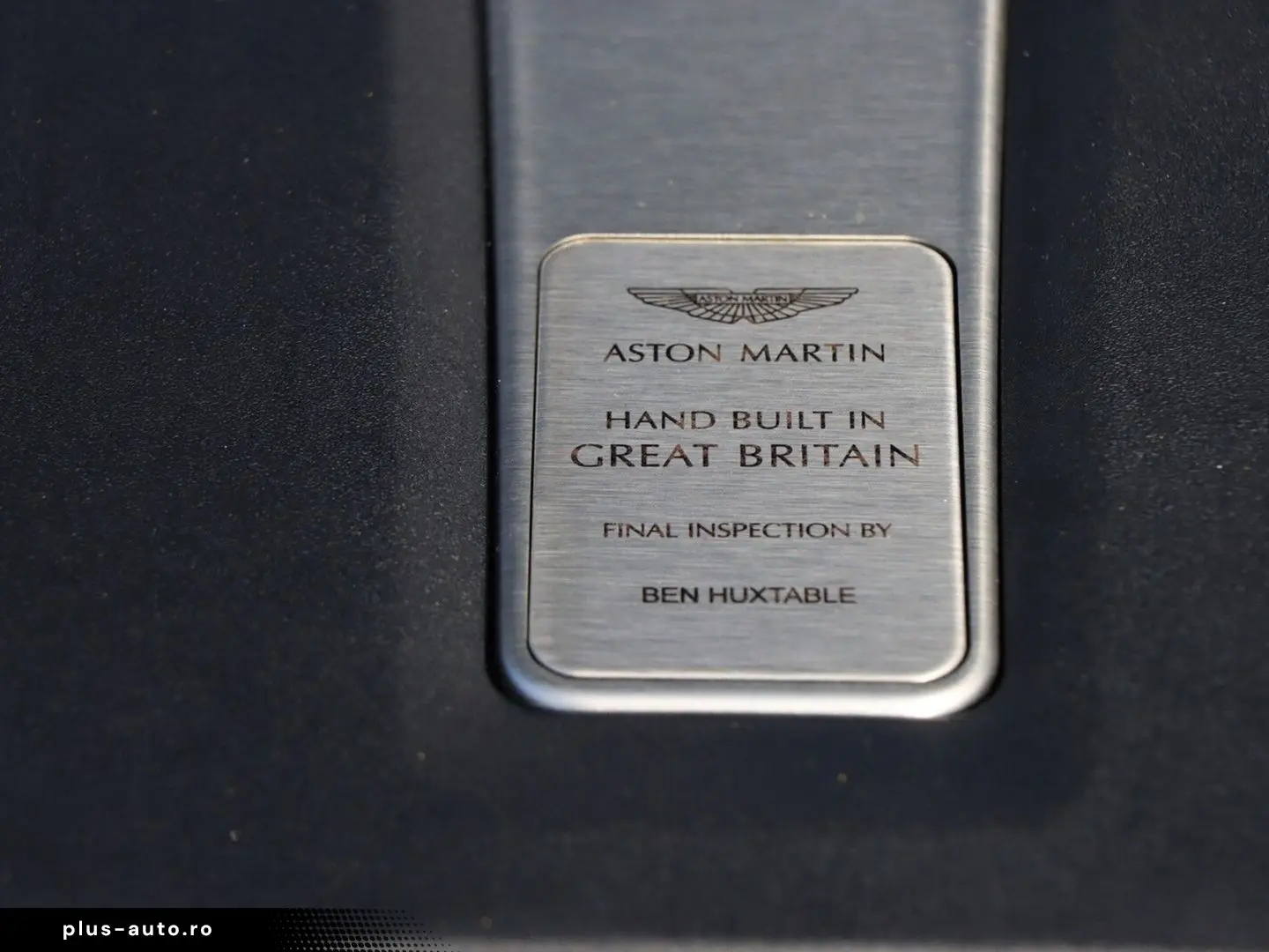 ASTON MARTIN DBX 707 UPE 274.360 -€ China Grey   Onyx Black