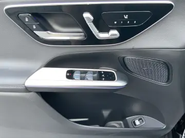 MERCEDES-BENZ GLC 300 d AMG Line 4Matic