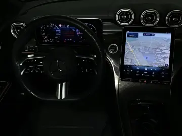 MERCEDES-BENZ GLC 300 d AMG Line 4Matic