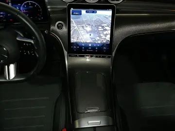 MERCEDES-BENZ GLC 300 d AMG Line 4Matic