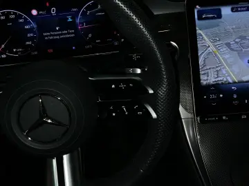 MERCEDES-BENZ GLC 300 d AMG Line 4Matic