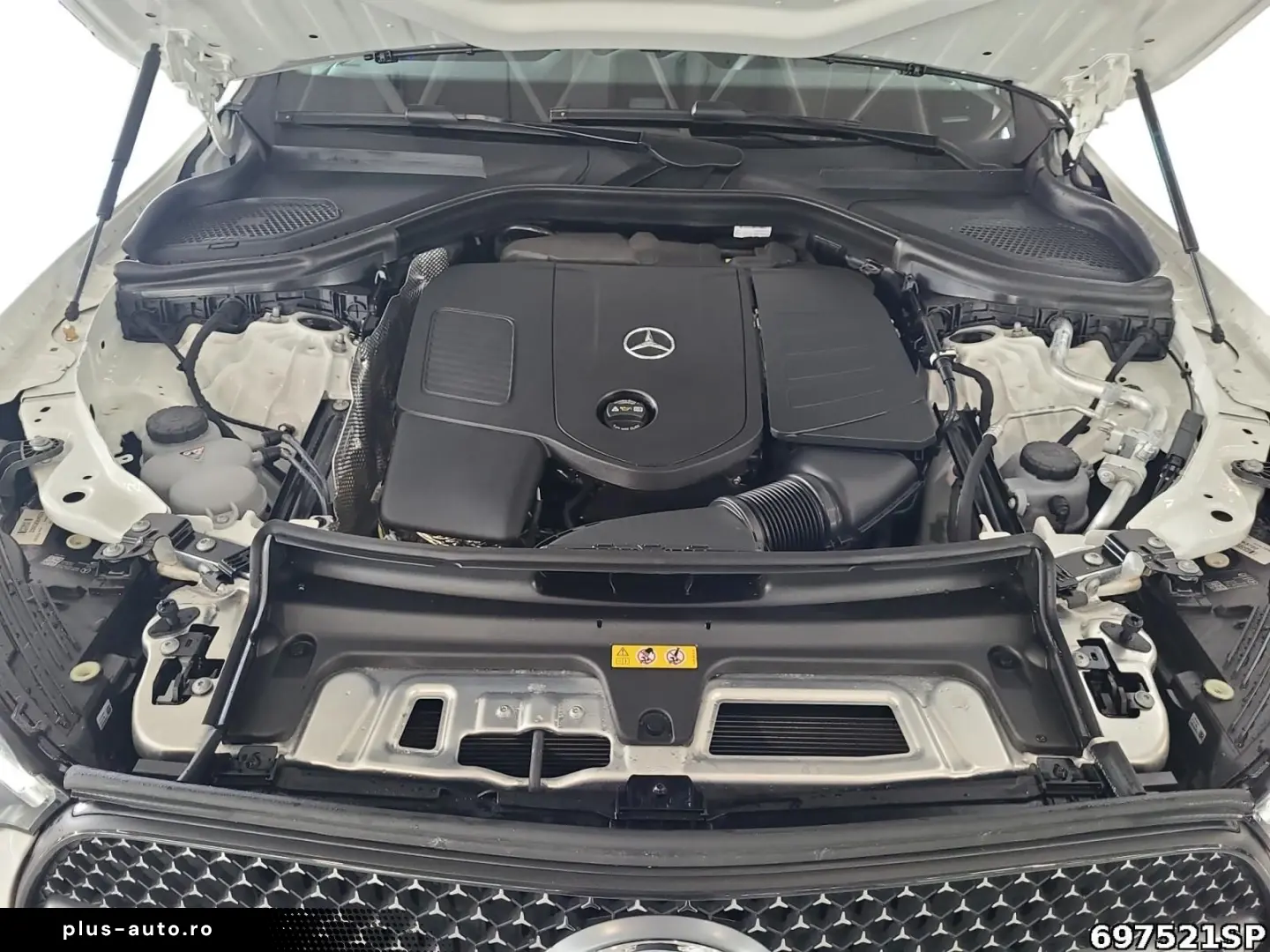 MERCEDES-BENZ GLC 200 4M AMG  AHK Pano 360  Ambiente KEYLESS