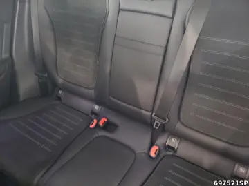 MERCEDES-BENZ GLC 200 4M AMG  AHK Pano 360  Ambiente KEYLESS