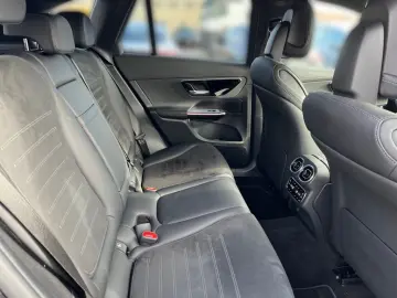 MERCEDES-BENZ GLC 300 de 4M Edition-AMG AHK 20 WiP 360 DISTR