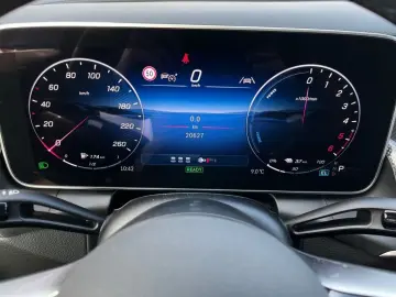 MERCEDES-BENZ GLC 300 de 4M Edition-AMG AHK 20 WiP 360 DISTR