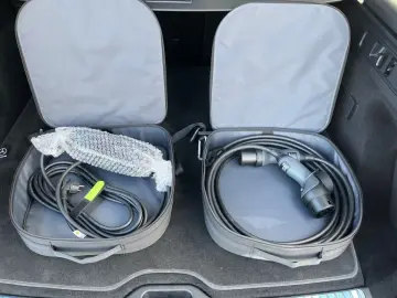 MERCEDES-BENZ GLC 300 de 4M Edition-AMG AHK 20 WiP 360 DISTR