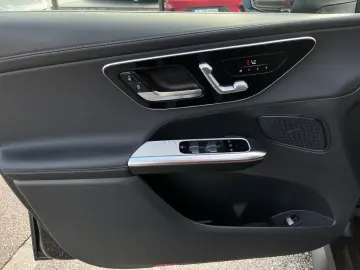 MERCEDES-BENZ GLC 300 de 4M Edition-AMG AHK 20 WiP 360 DISTR