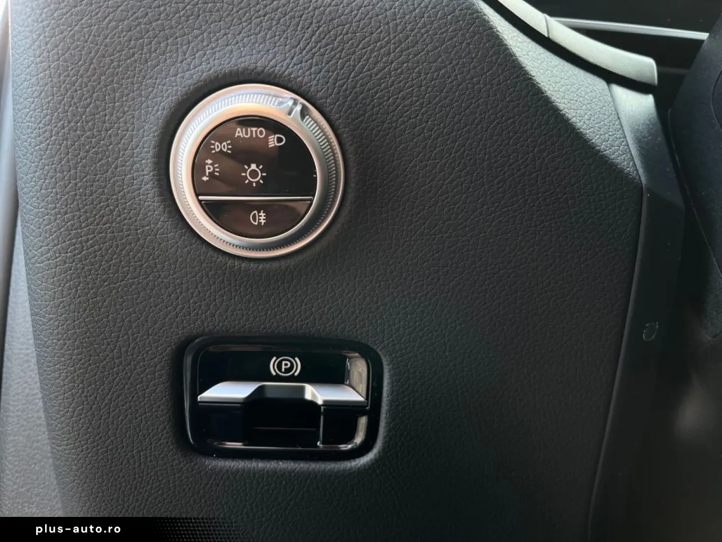 MERCEDES-BENZ GLC 300 de 4M Edition-AMG AHK 20 WiP 360 DISTR