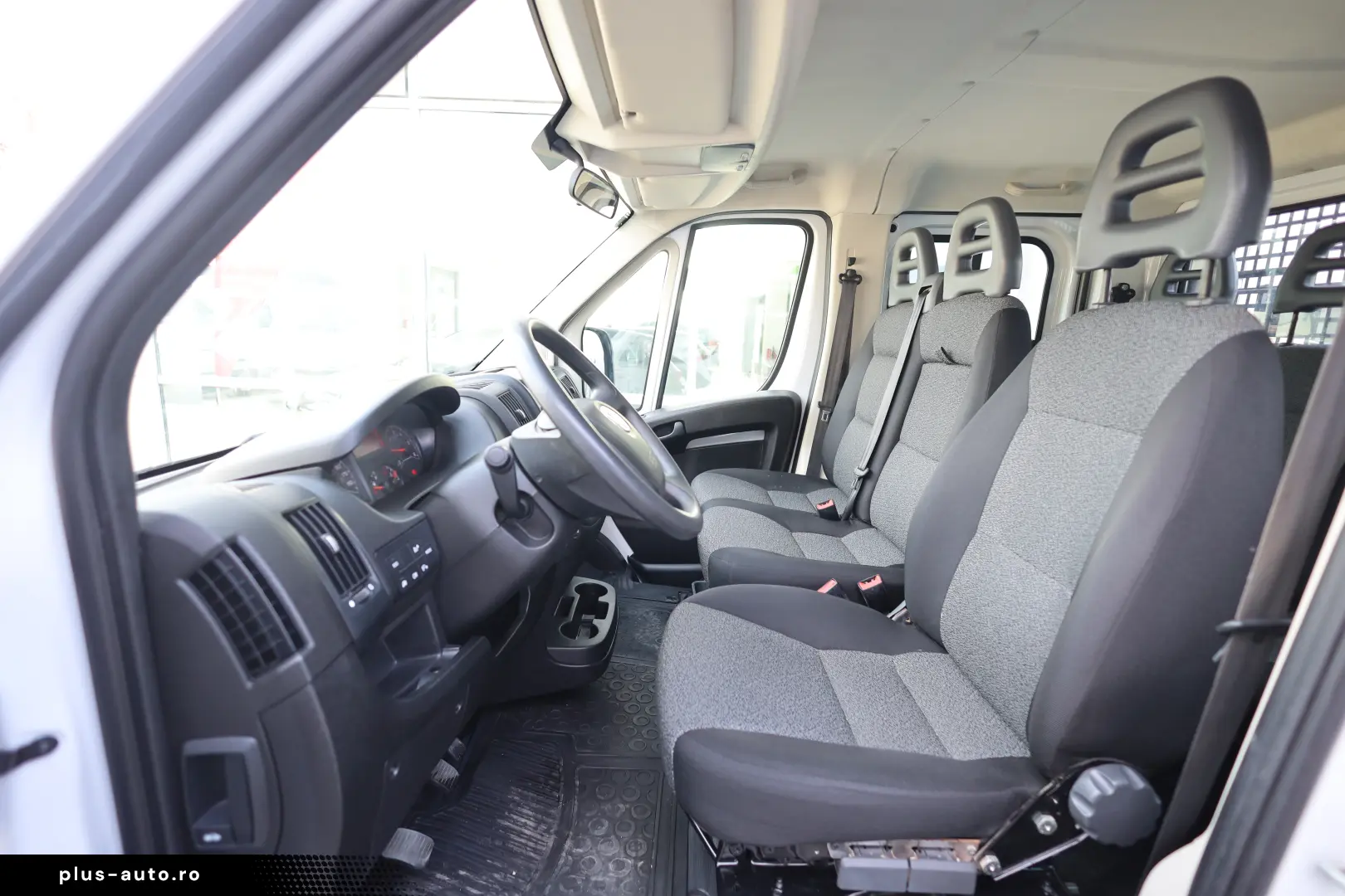 Fiat Ducato DOKA 7 locuri 2.3D 120CP