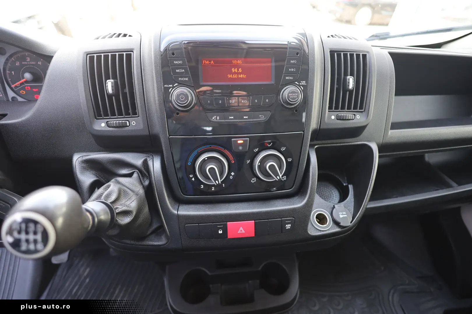 Fiat Ducato DOKA 7 locuri 2.3D 120CP