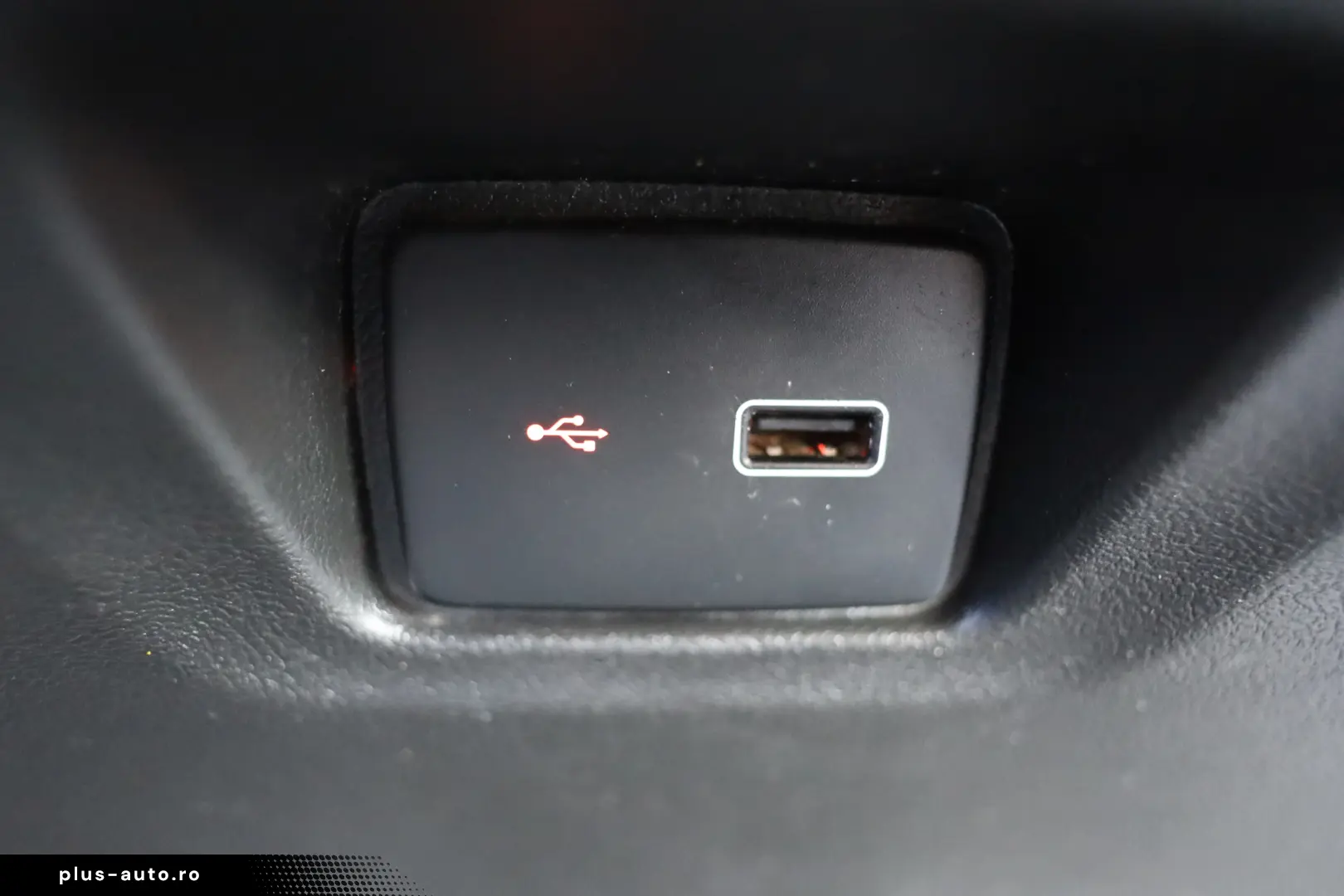 Fiat Ducato DOKA 7 locuri 2.3D 120CP