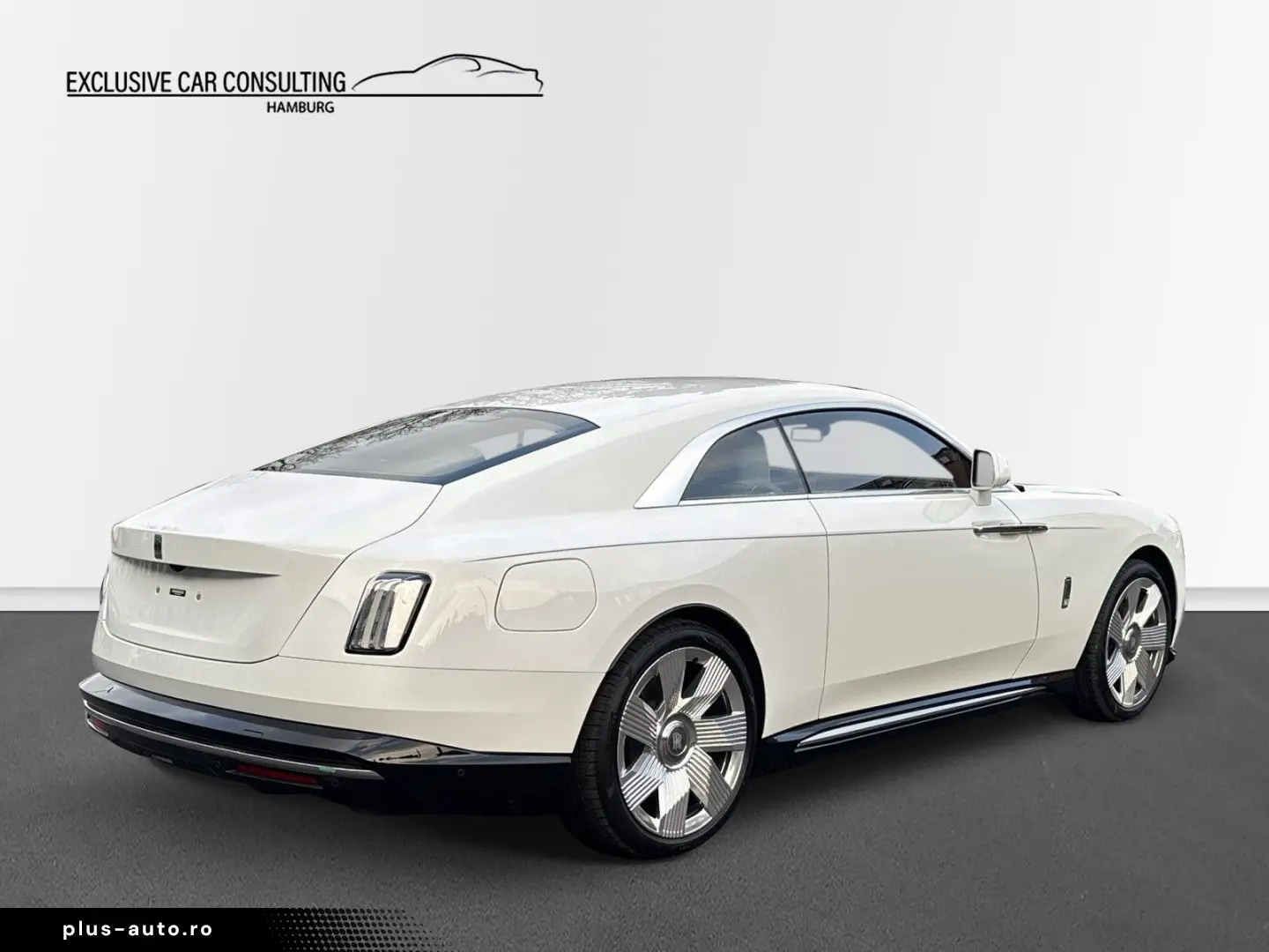 ROLLS ROYCE Spectre  White Tiffany Blue